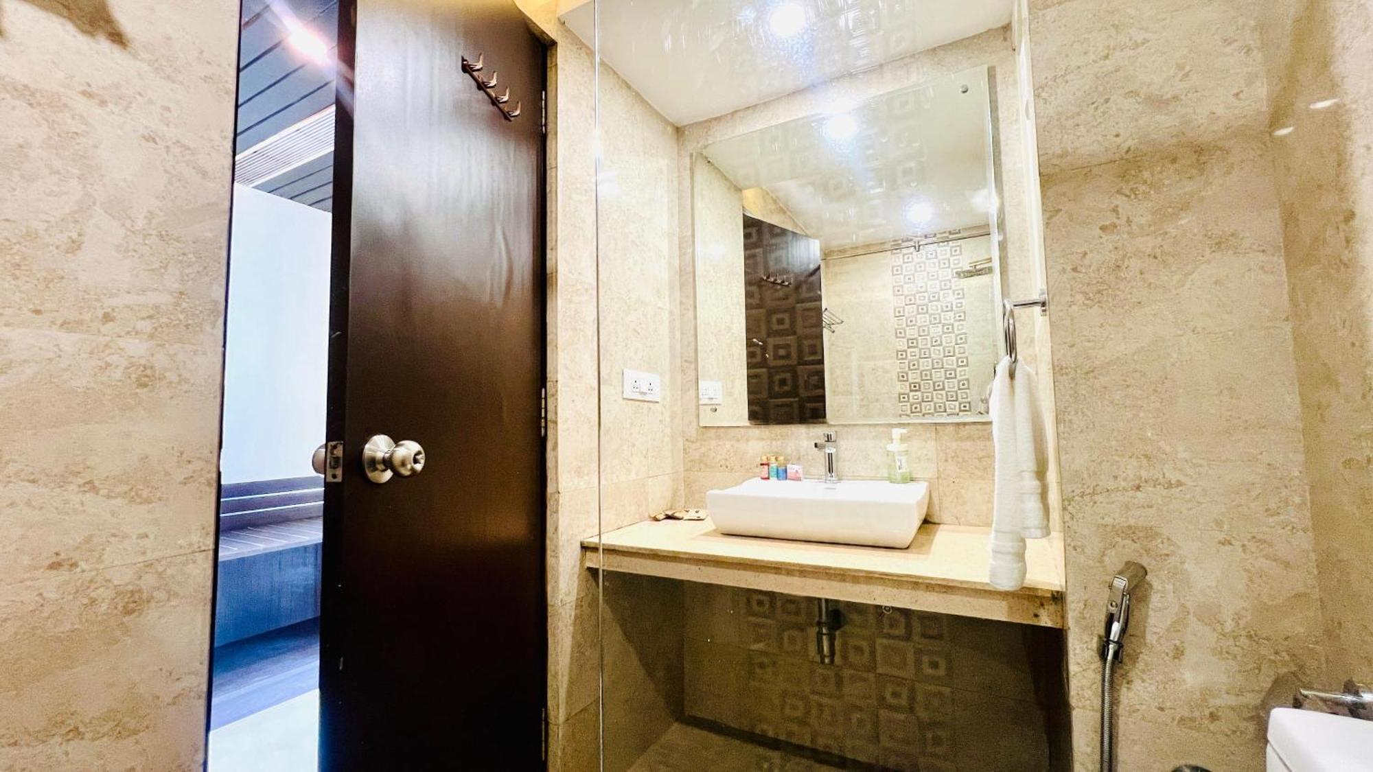 Bluo Amani Vagator - Boutique Hotel Goa Anjuna Quarto foto